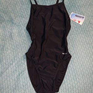 One piece sport bathing suit